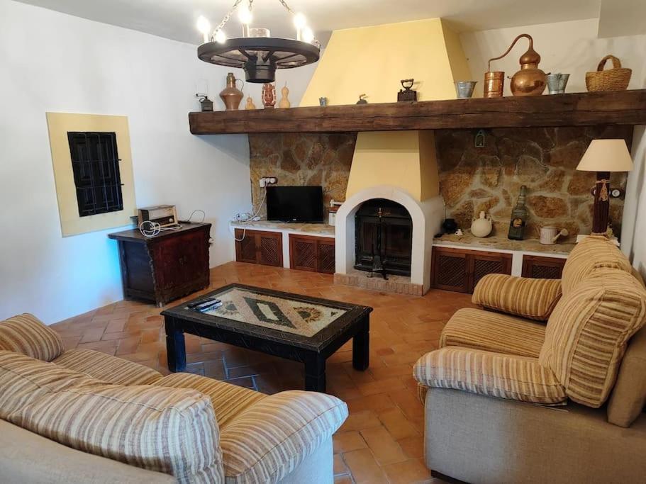 Villa El Membrillar Priego de Córdoba Eksteriør billede